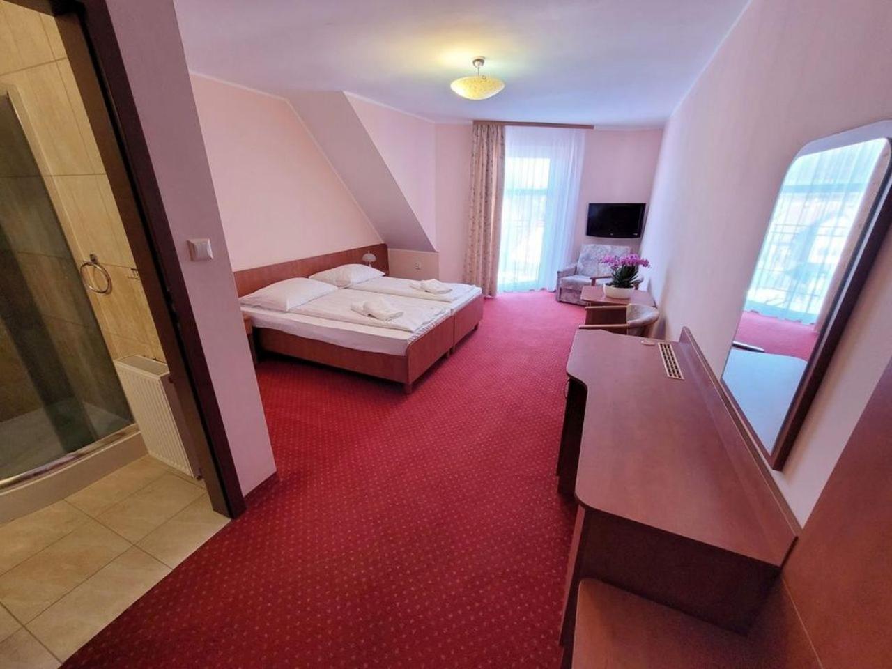 Pensjonat Spa U Tomasza Ниешорце Екстериор снимка