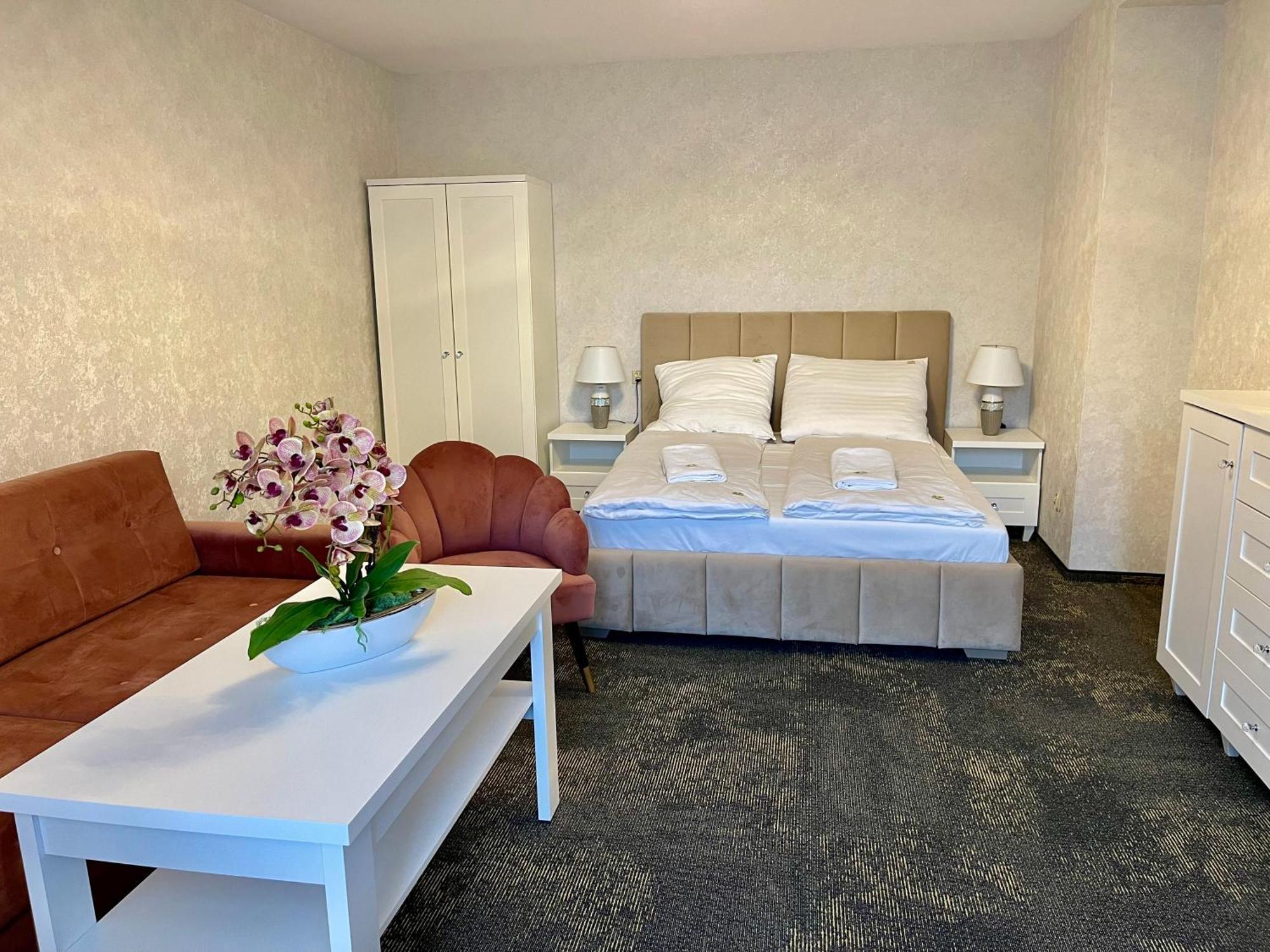 Pensjonat Spa U Tomasza Ниешорце Екстериор снимка